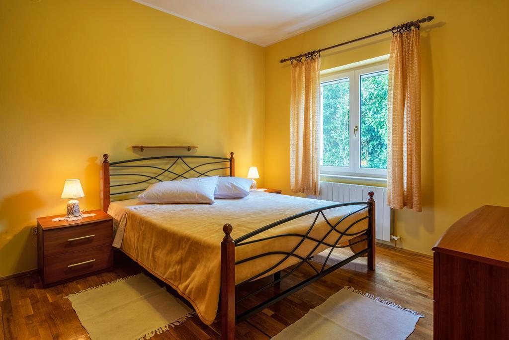 Apartment Majoran Pula Eksteriør billede